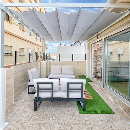Luxury With Terrace Apartment *