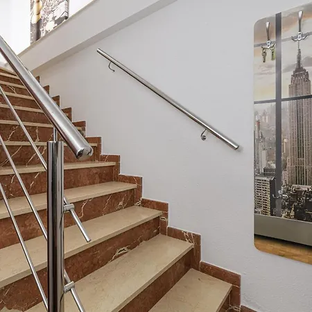 Apartment Luxury With Terrace Malaga