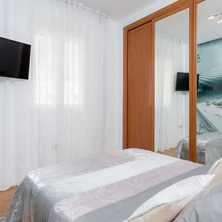 Lägenhet Luxury With Terrace Málaga