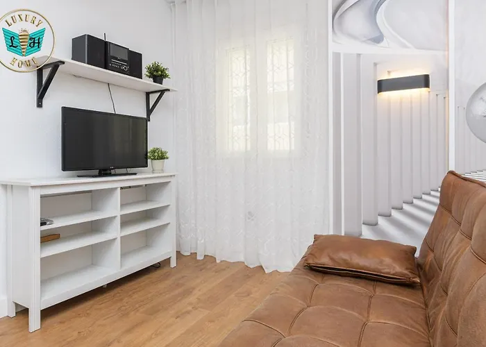 Lägenhet Luxury With Terrace Málaga